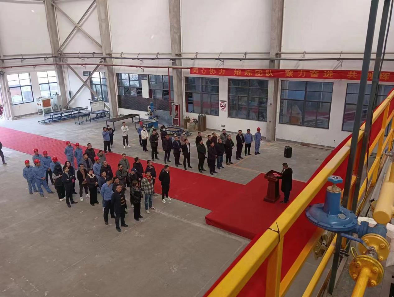 江蘇某客戶14噸中硼硅玻璃電熔爐 順利投產