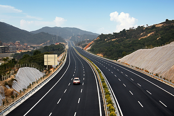 福建泉州南石高速路面