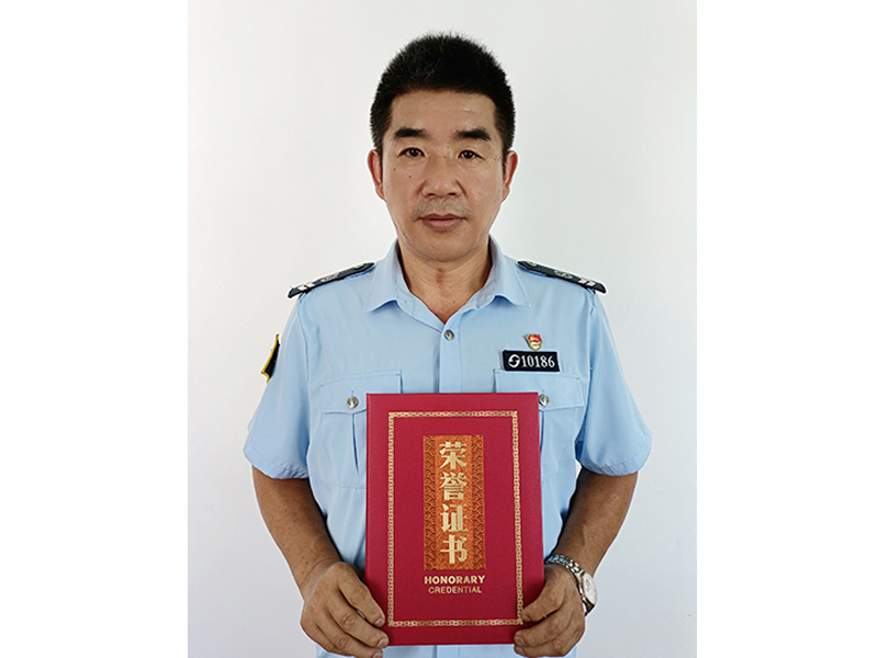勞模一分公司丁永2