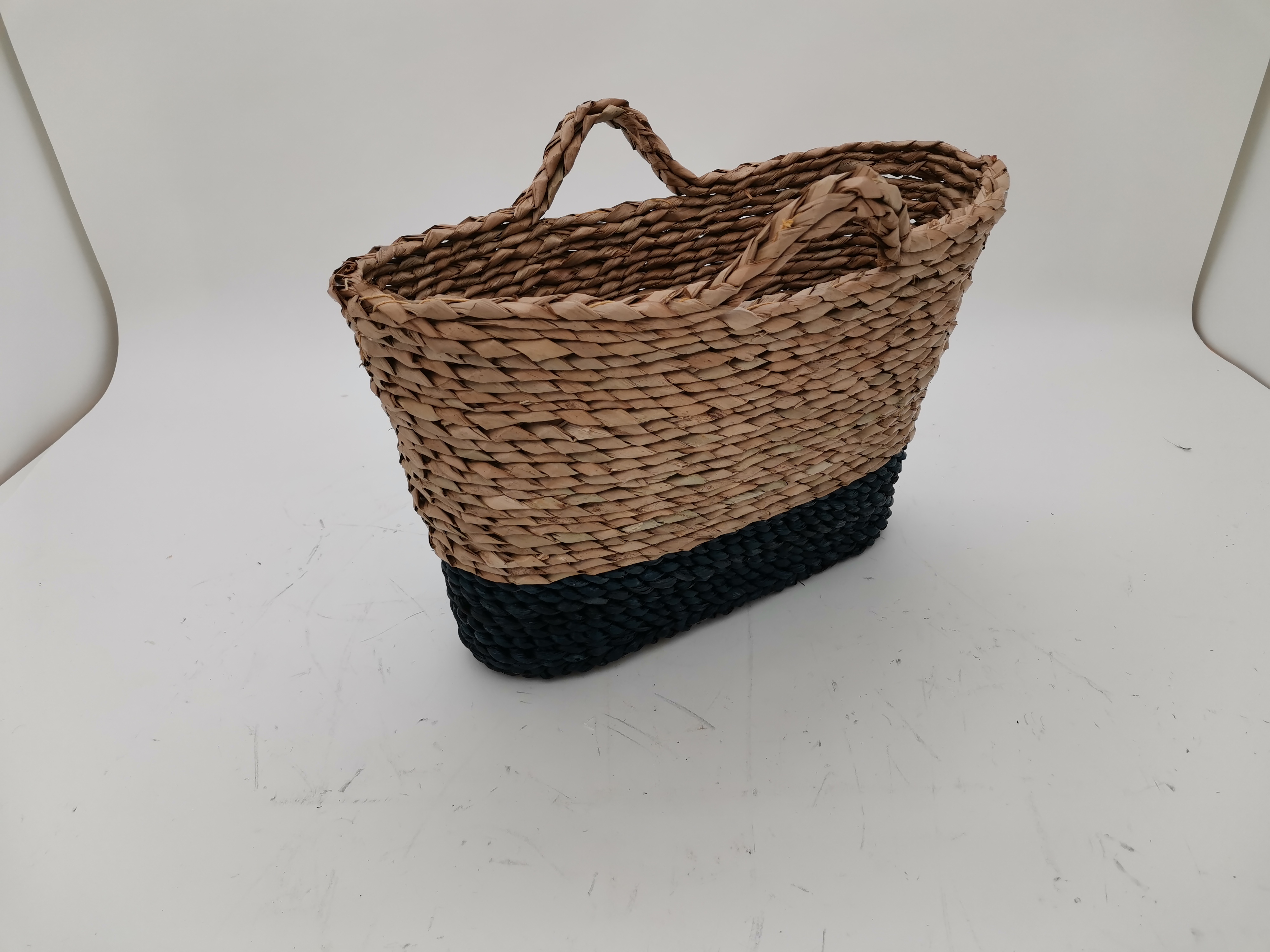 willow basket weaving;willow baskets for sale;willow shopping basket;