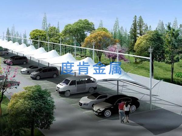 冒頂型膜結構車棚