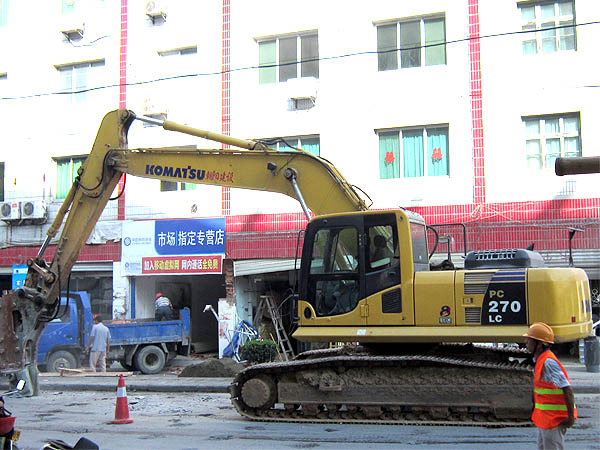 PC270挖掘機(jī)