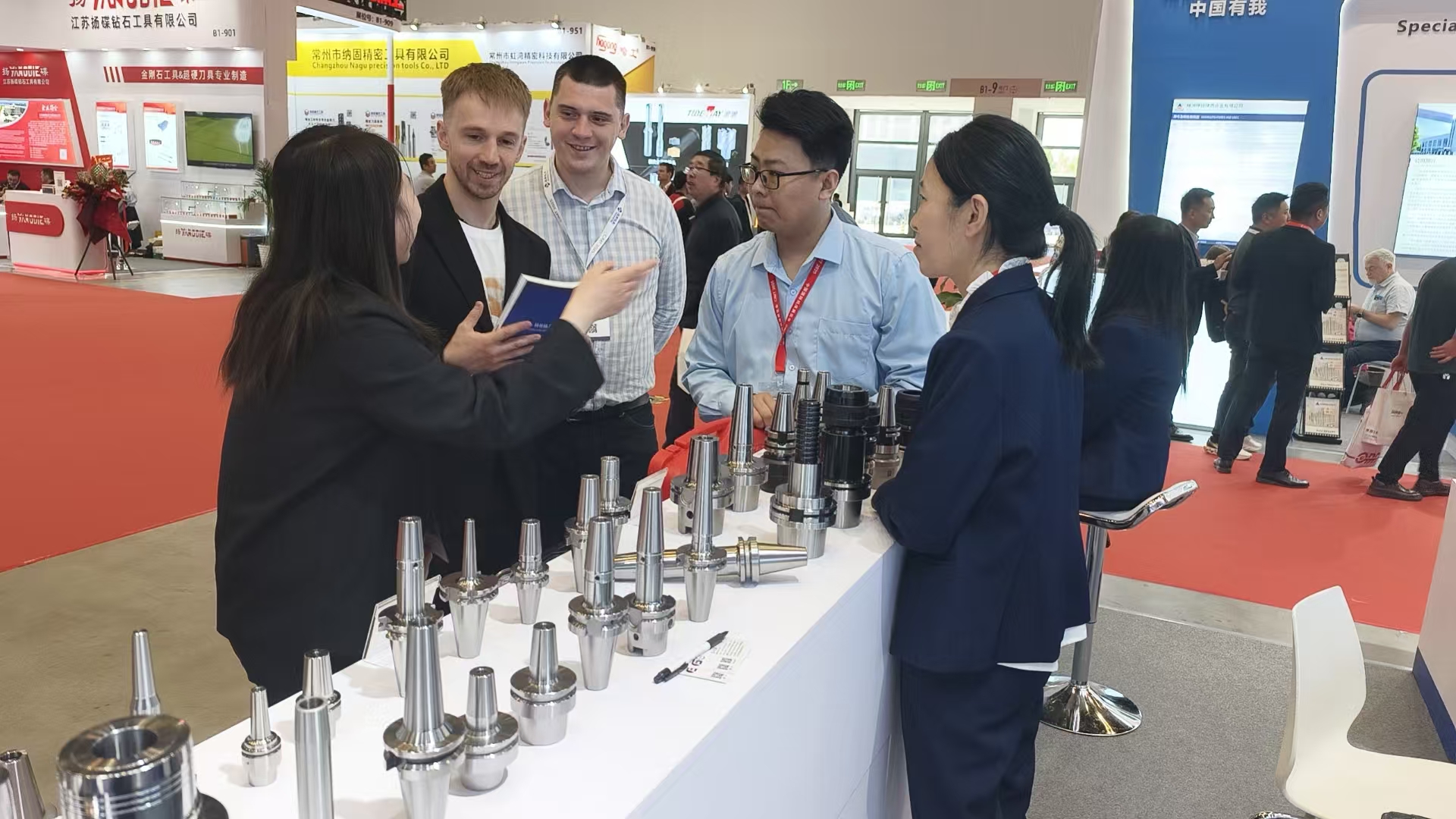 bsports机械闪耀CIMT2025中国国际机床展，智造未来精工领航