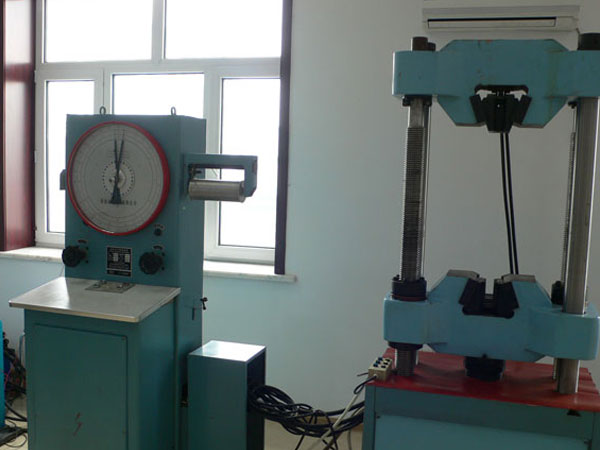 WE300D Hydraulic Universal Testing Machine