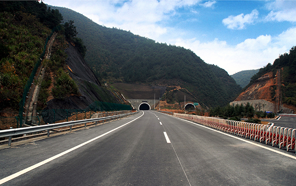 杭千高速马头山隧道 