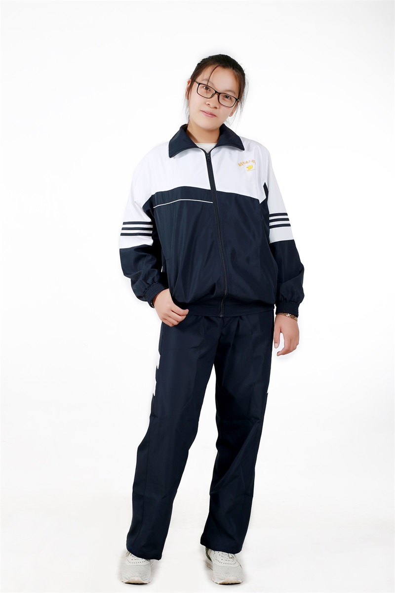 校服