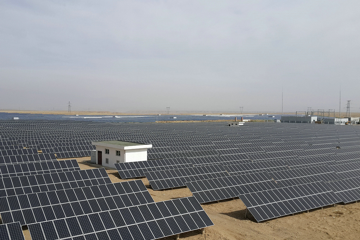 青海海南州10MW太阳能电站项目