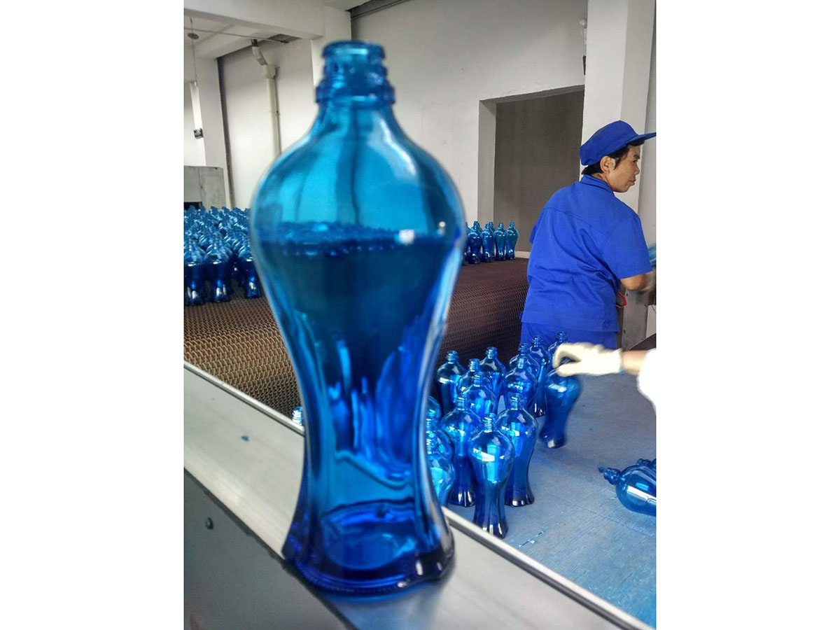 海之藍酒瓶