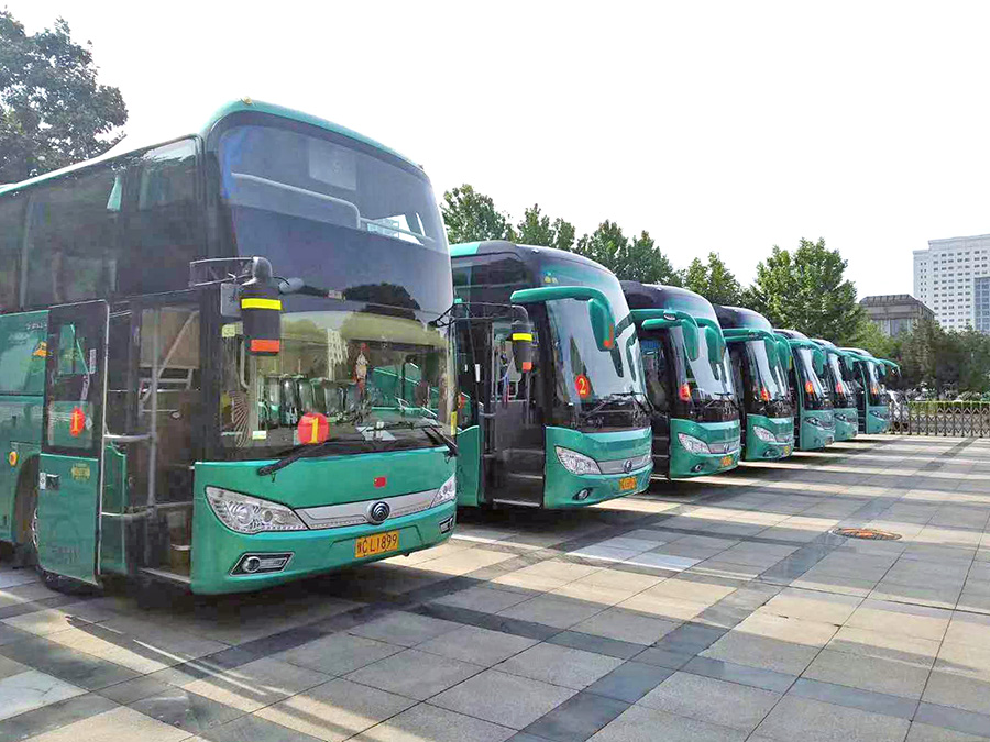交運旅游汽車公司