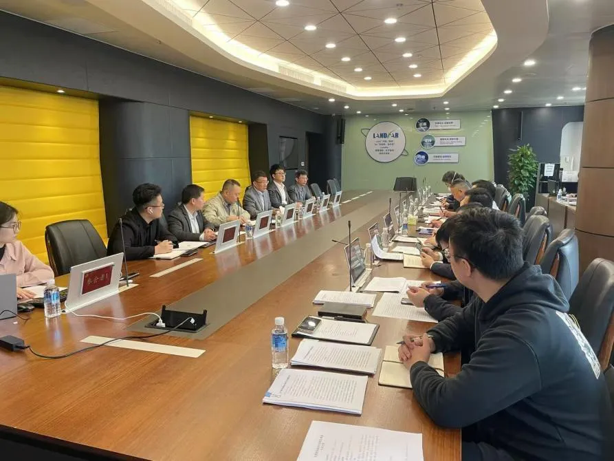 湖南湘江新区（长沙高新区）党工委委员、管委会副主任王先民一行莅临Evo视讯官网生物调研指导