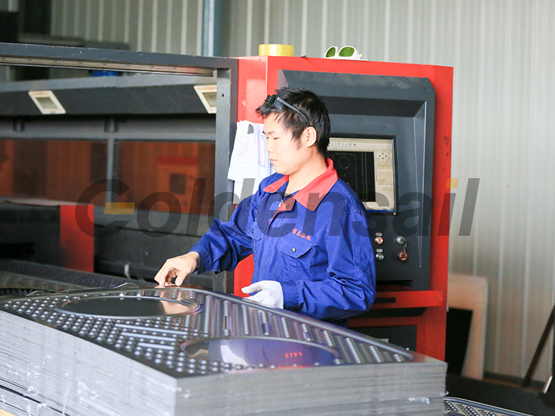 CNC laser cutting machine -2