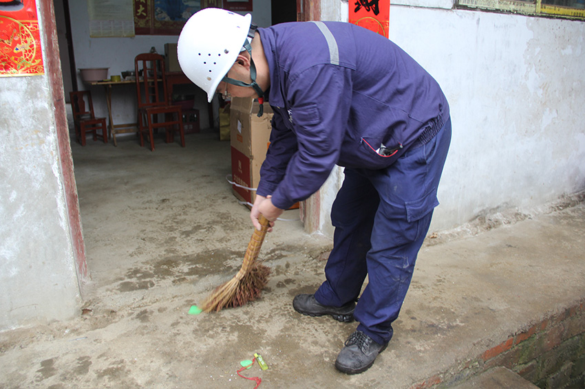 傾情幫扶