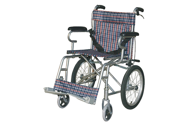 D-13 輪椅