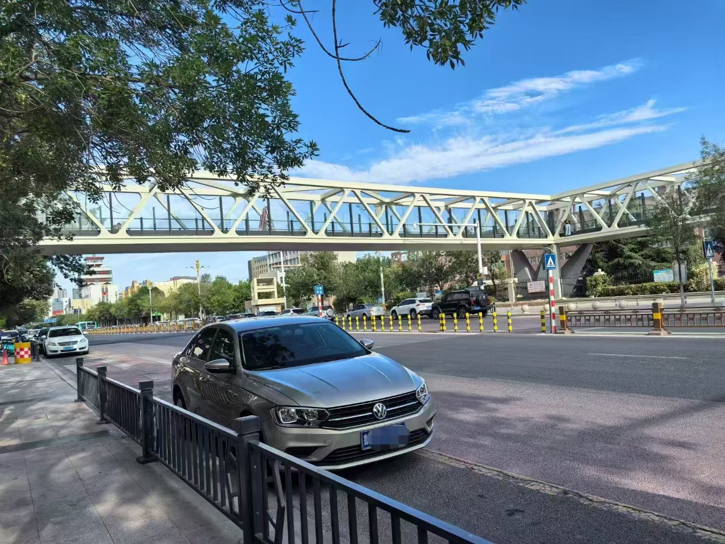 濟南路過街天橋
