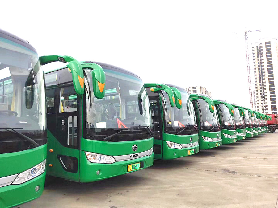 公交車輛待發(fā)區(qū)