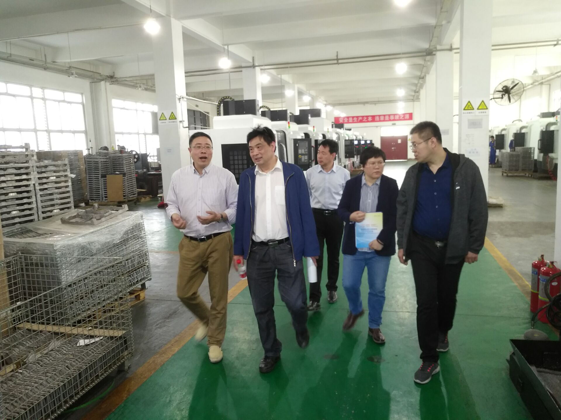 中國科學(xué)院金屬研究所陳蓉石博士等一行人來我公司考察