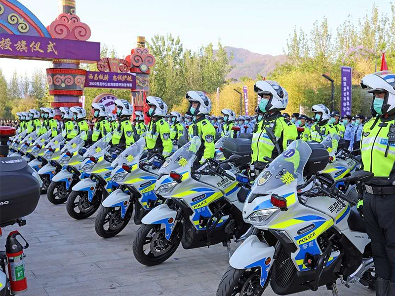 祥云縣騎警隊(duì)發(fā)車