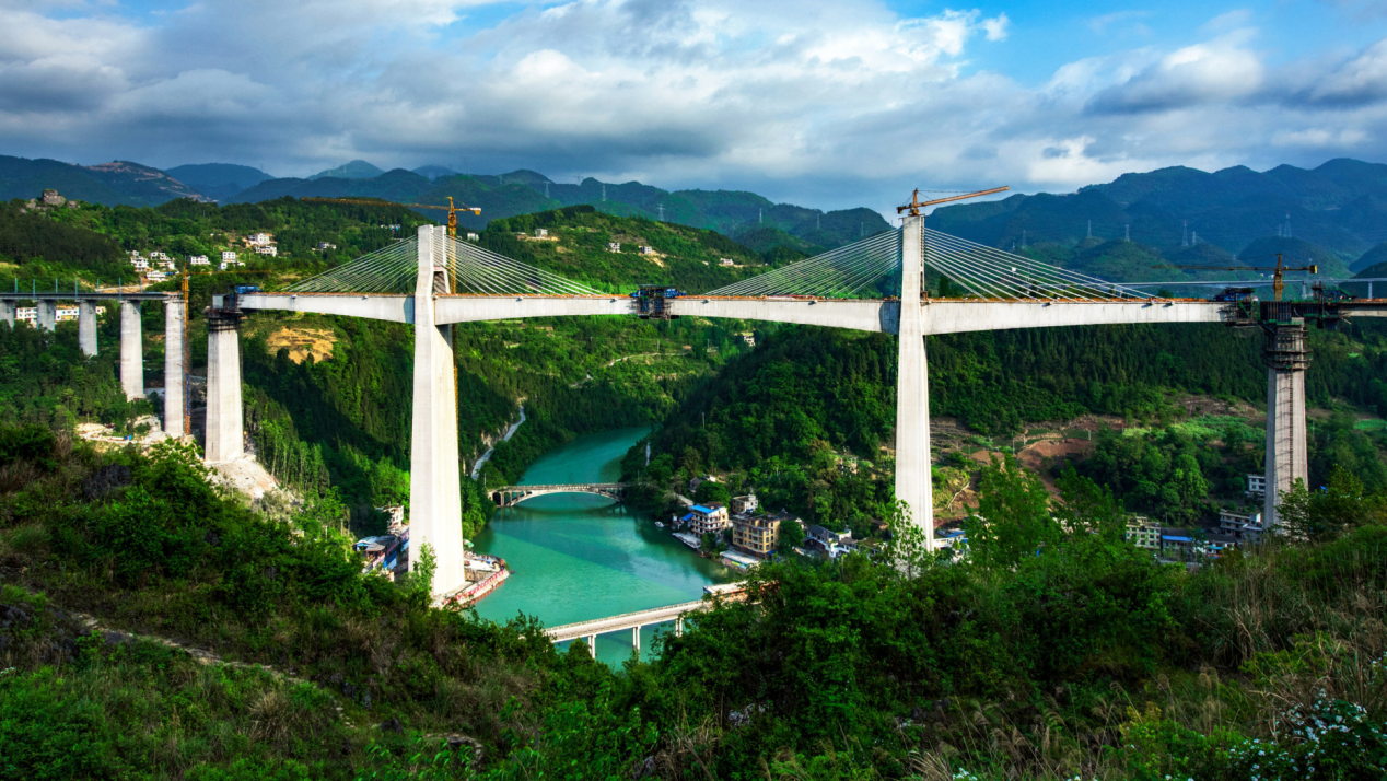 黔張常鐵路阿蓬江特大橋