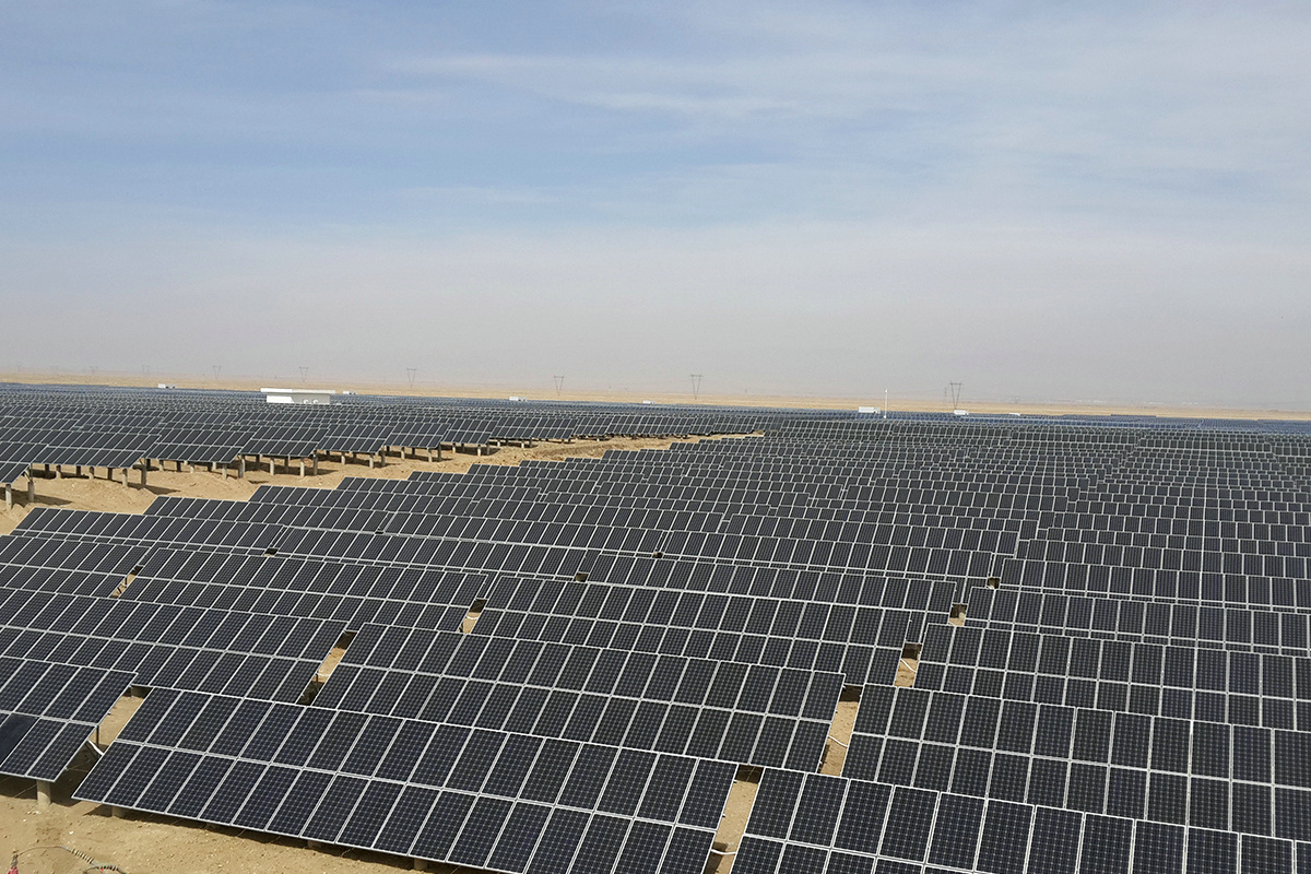 中国の10MW太陽光発電所